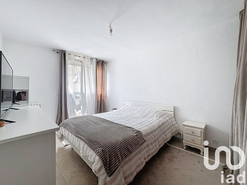 Appartement - 90 m² - 4 pièces