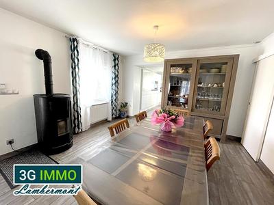 Maison - 160 m² - 8 pièces