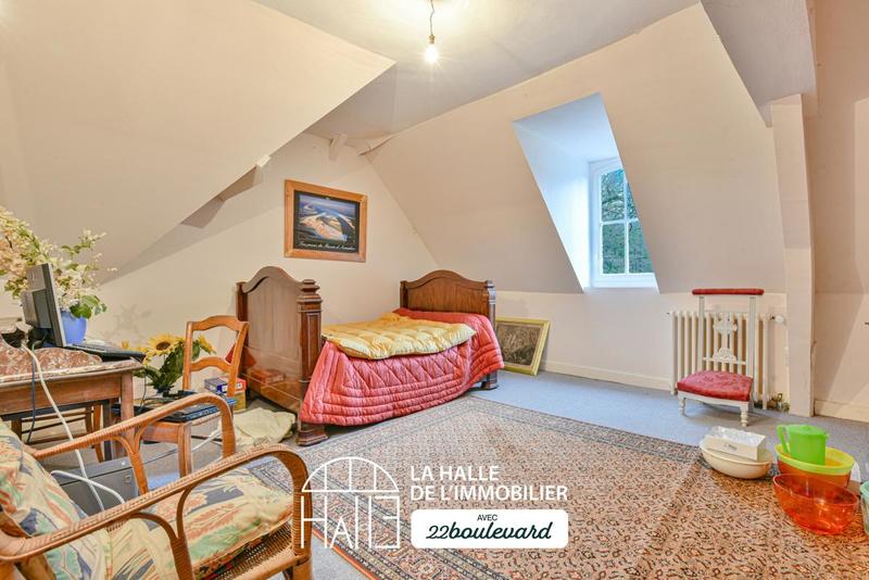 Château - 267 m² - 10 pièces