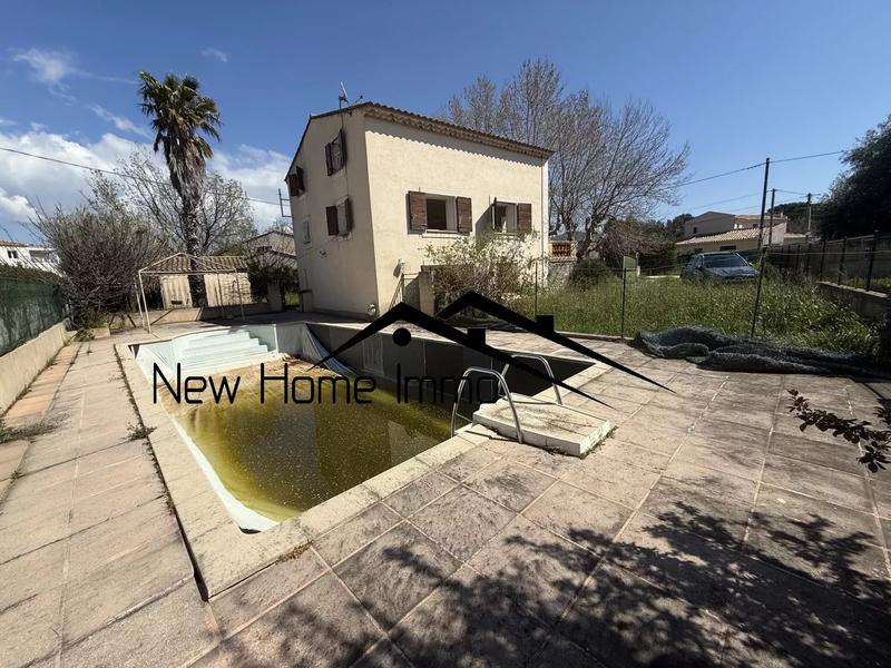 Villa - 180 m² - 5 pièces