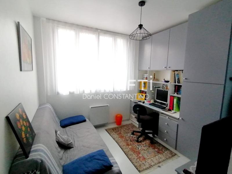 Appartement - 90 m² - 5 pièces