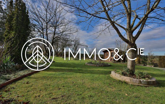 Maison - 245 m² - 8 pièces