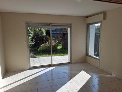 Maison - 105 m² - 6 pièces