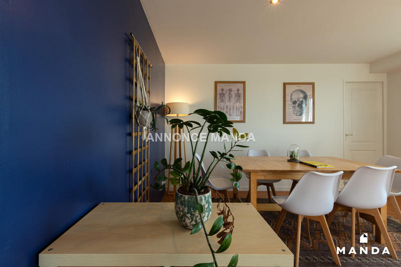 Appartement - 98 m² - 5 pièces