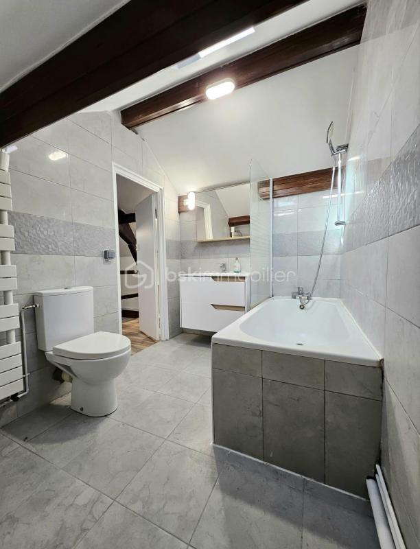 Maison de ville - 79 m² - 4 pièces