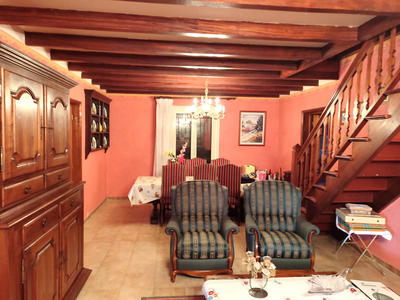 Maison - 200 m² - 7 pièces