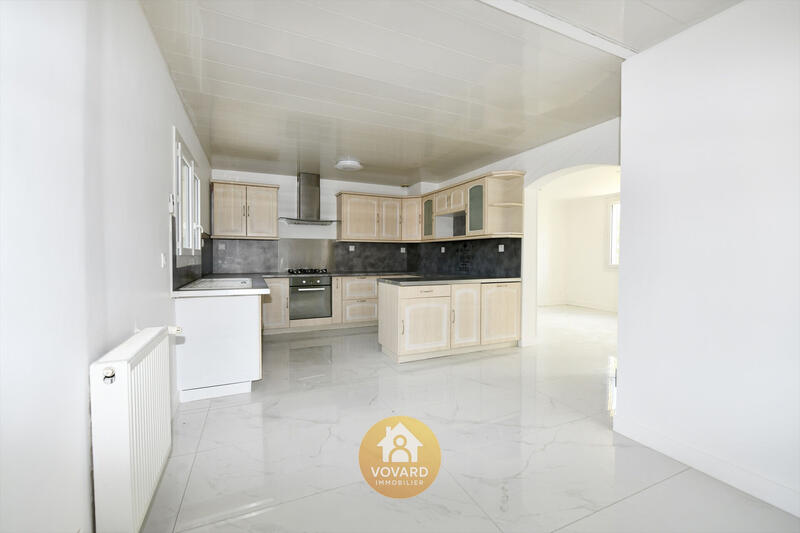 Maison - 91 m² - 4 pièces