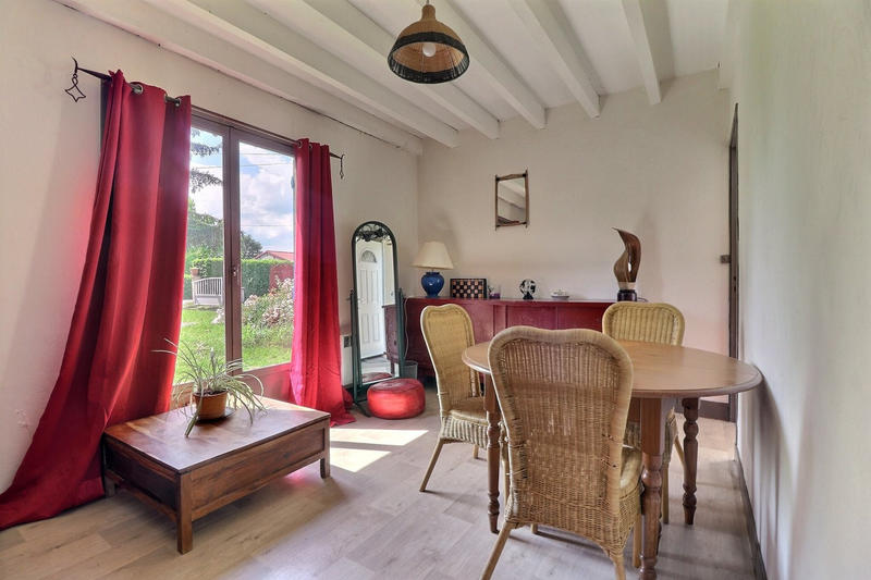 Maison - 97 m² - 7 pièces