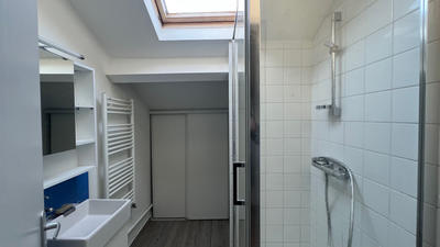 Appartement - 75 m² - 2 pièces