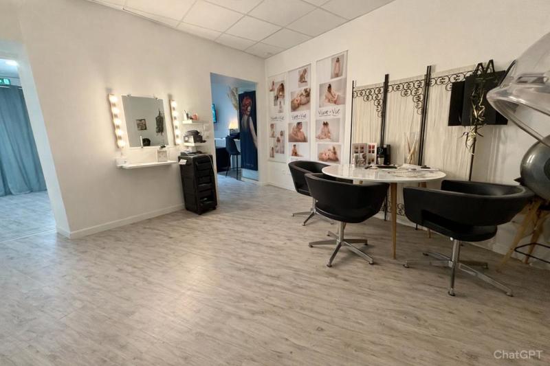 Local commercial - 70 m² - 3 pièces