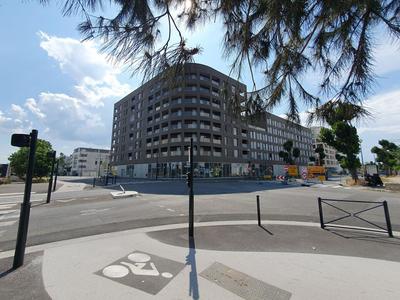 Local commercial - 855 m²