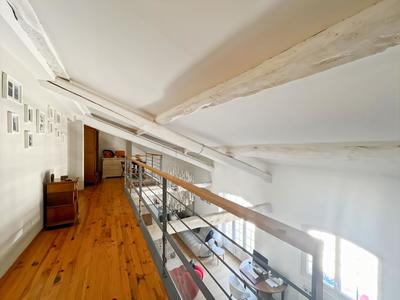 Maison - 235 m² - 6 pièces