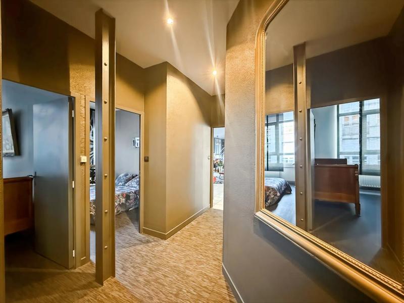 Duplex - 216 m² - 6 pièces