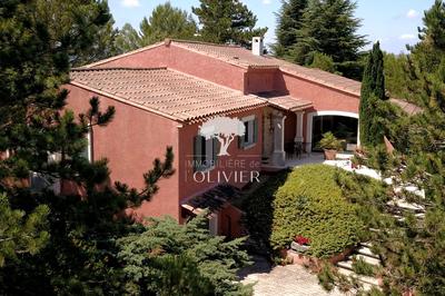 Villa - 172 m² - 5 pièces