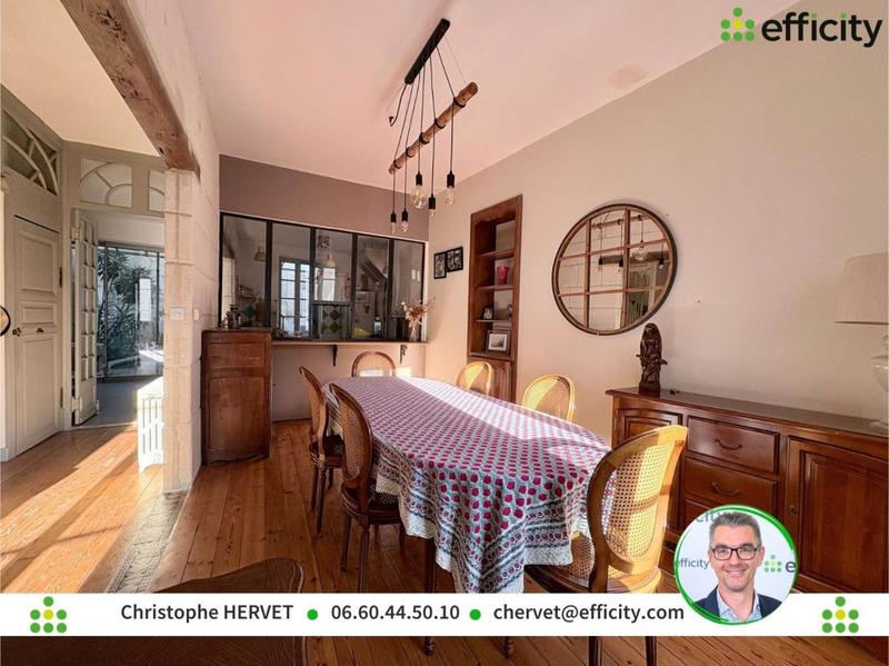 Maison - 162 m² - 5 pièces