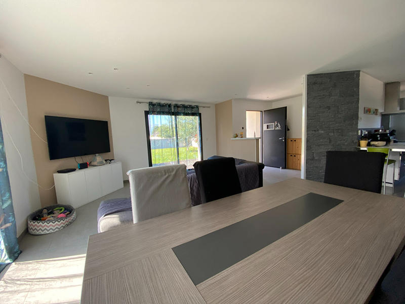 Maison - 140 m² - 5 pièces