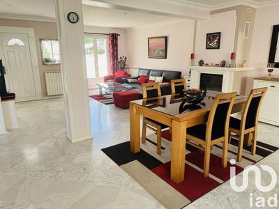 Maison - 153 m² - 7 pièces