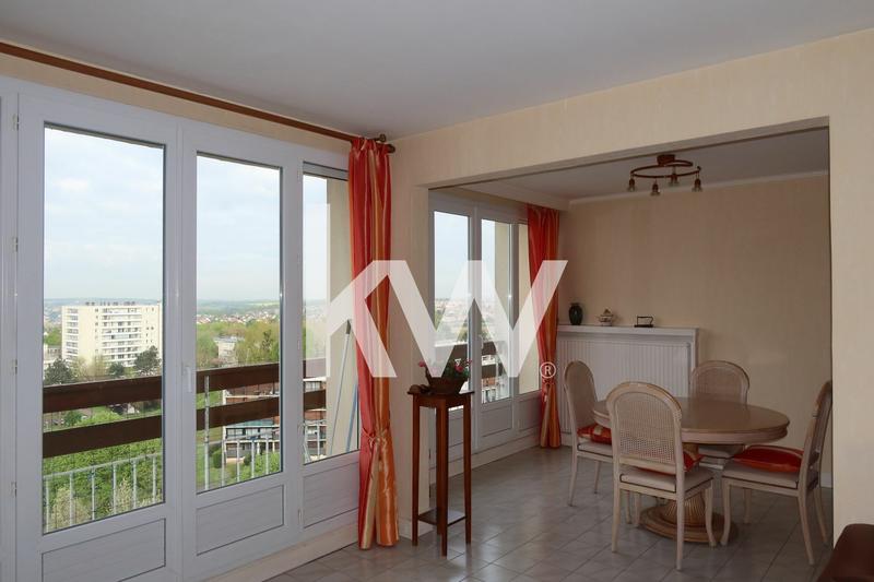 Appartement - 104 m² - 5 pièces