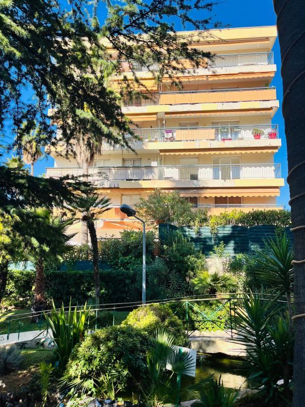 Appartement - 79 m² - 3 pièces