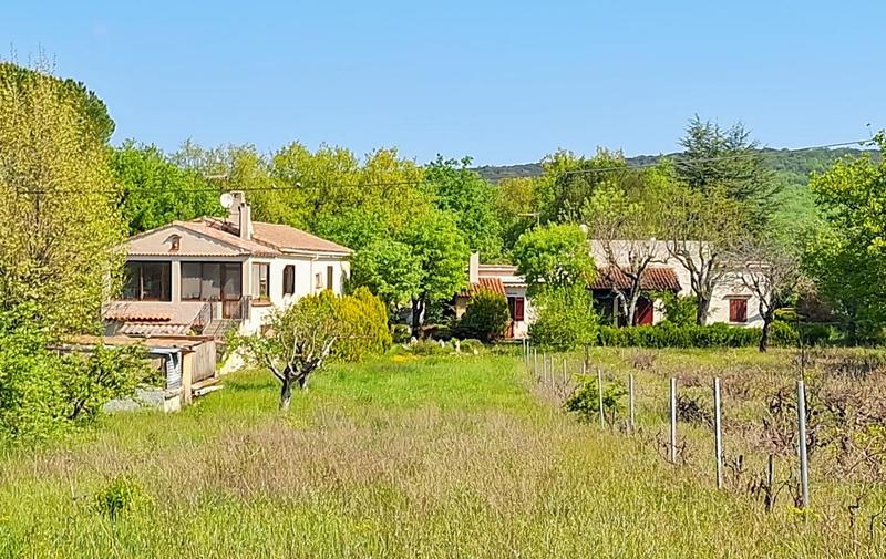 Propriété - 200 m² - 6 pièces