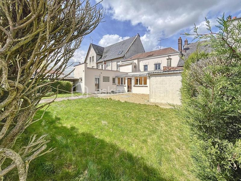 Maison de ville - 136 m² - 8 pièces
