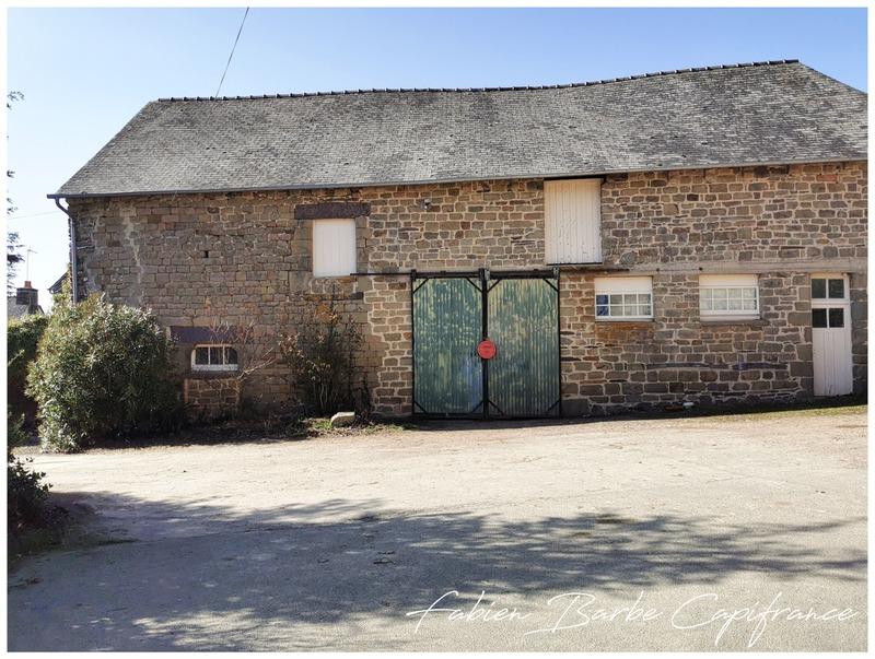 Maison - 260 m² - 7 pièces