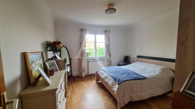 Maison - 162 m² - 5 pièces