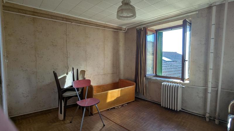 Maison - 200 m² - 12 pièces