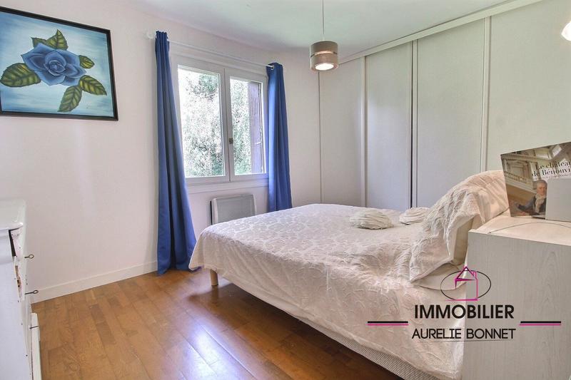 Maison contemporaine - 159 m² - 7 pièces