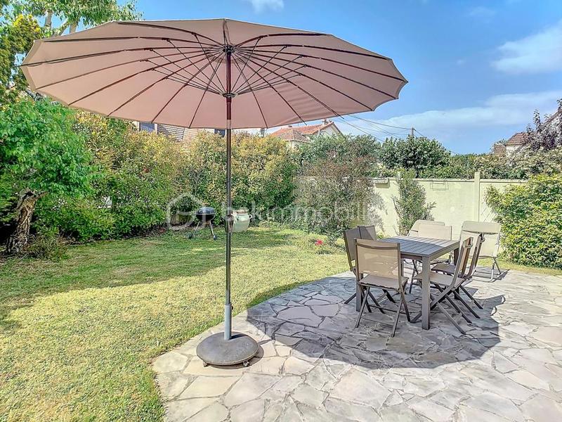 Maison - 159 m² - 5 pièces