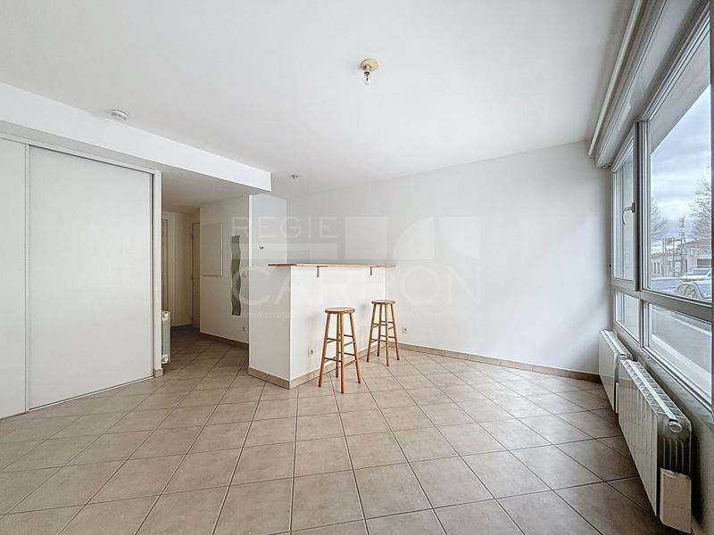 Studio - 27 m² - 1 pièce