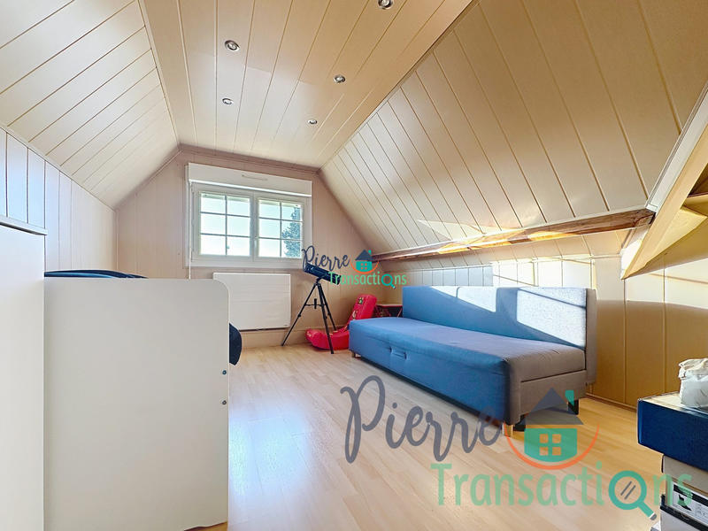 Maison - 97 m² - 5 pièces