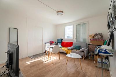 Appartement - 64 m² - 4 pièces