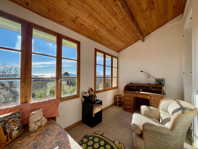 Maison - 200 m² - 4 pièces