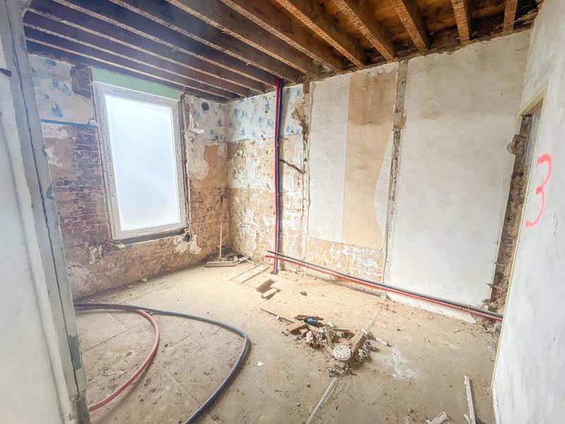 Maison ancienne - 180 m² - 6 pièces