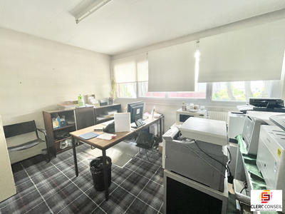 Bureau - 99 m²