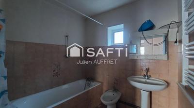 Maison - 111 m² - 6 pièces