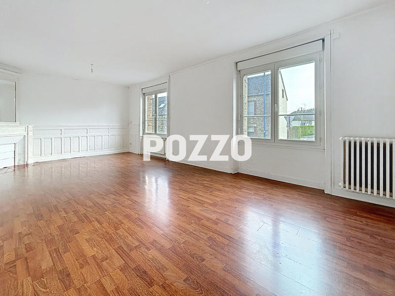 Maison - 92 m² - 5 pièces