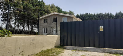 Maison - 260 m² - 5 pièces