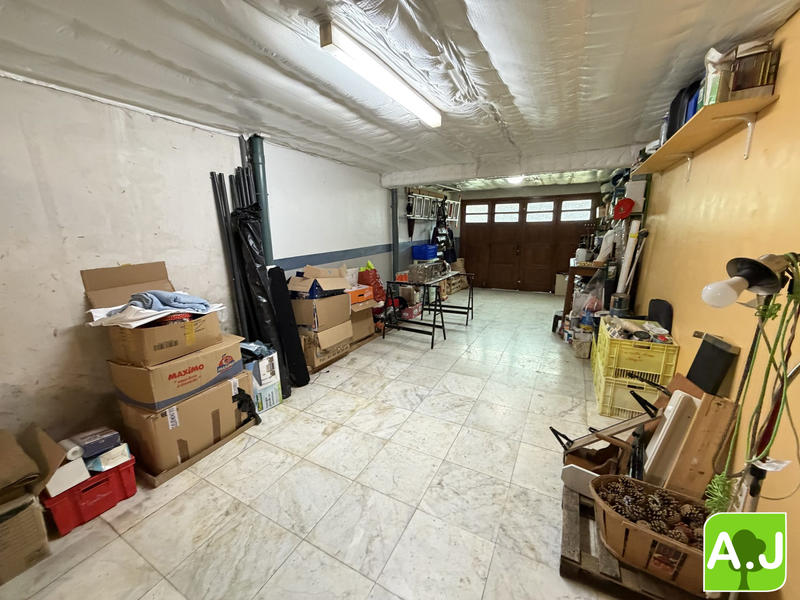 Maison - 175 m² - 8 pièces