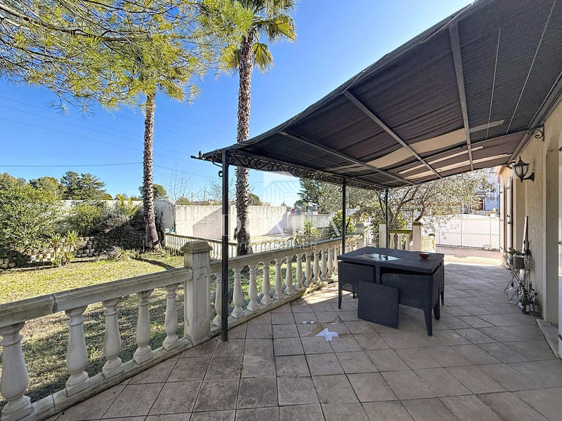 Maison - 104 m² - 4 pièces