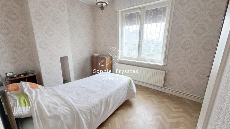 Maison - 96 m² - 5 pièces