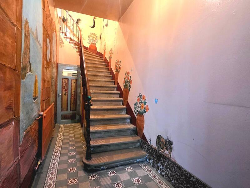 Maison - 203 m² - 9 pièces