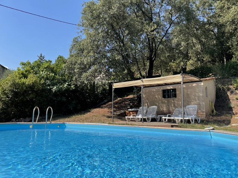 Maison - 205 m² - 7 pièces