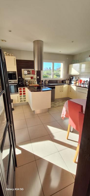 Villa - 174 m² - 8 pièces