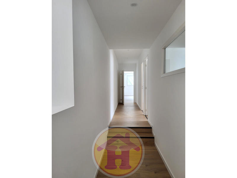 Appartement - 92 m² - 4 pièces