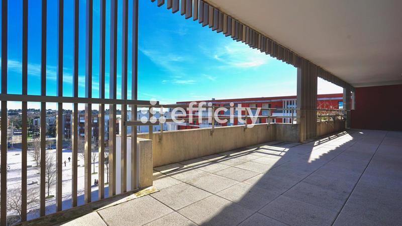 Appartement - 82 m² - 4 pièces