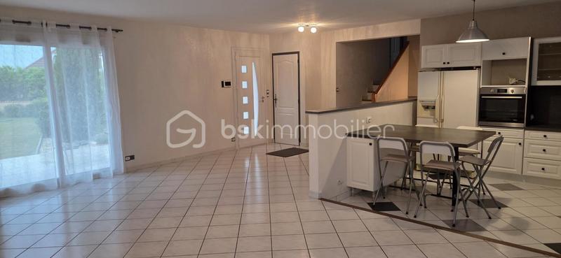 Maison traditionnelle - 135 m² - 5 pièces