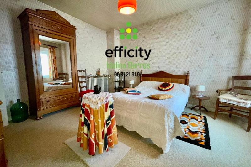 Maison - 220 m² - 6 pièces