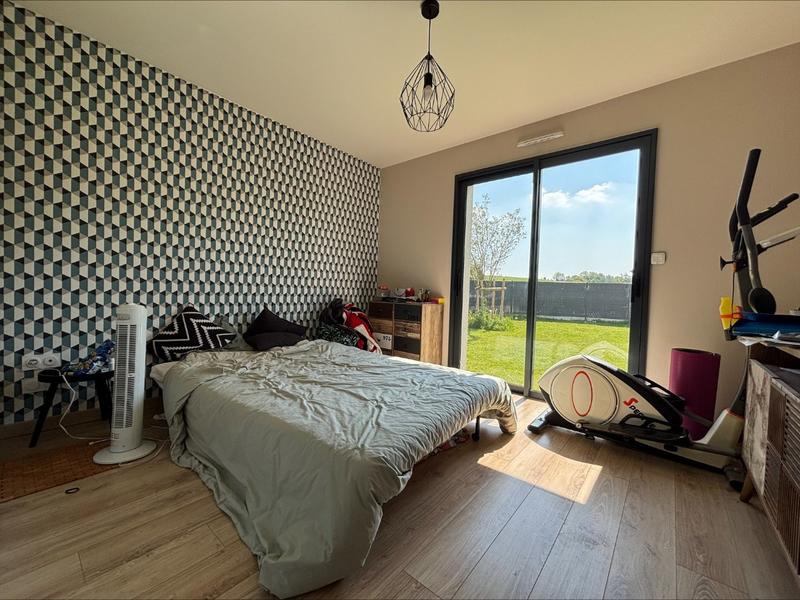 Maison - 140 m² - 5 pièces